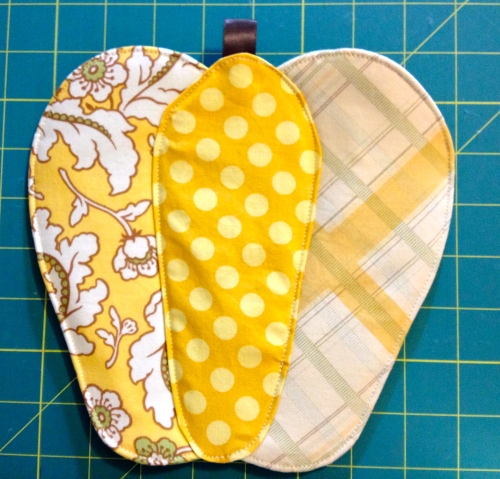 Front of pepper hot pad.