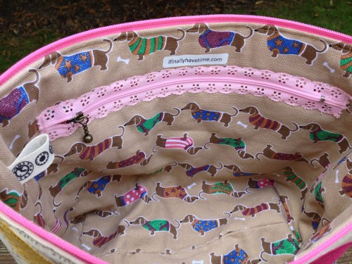 Doxies and a great zipper.